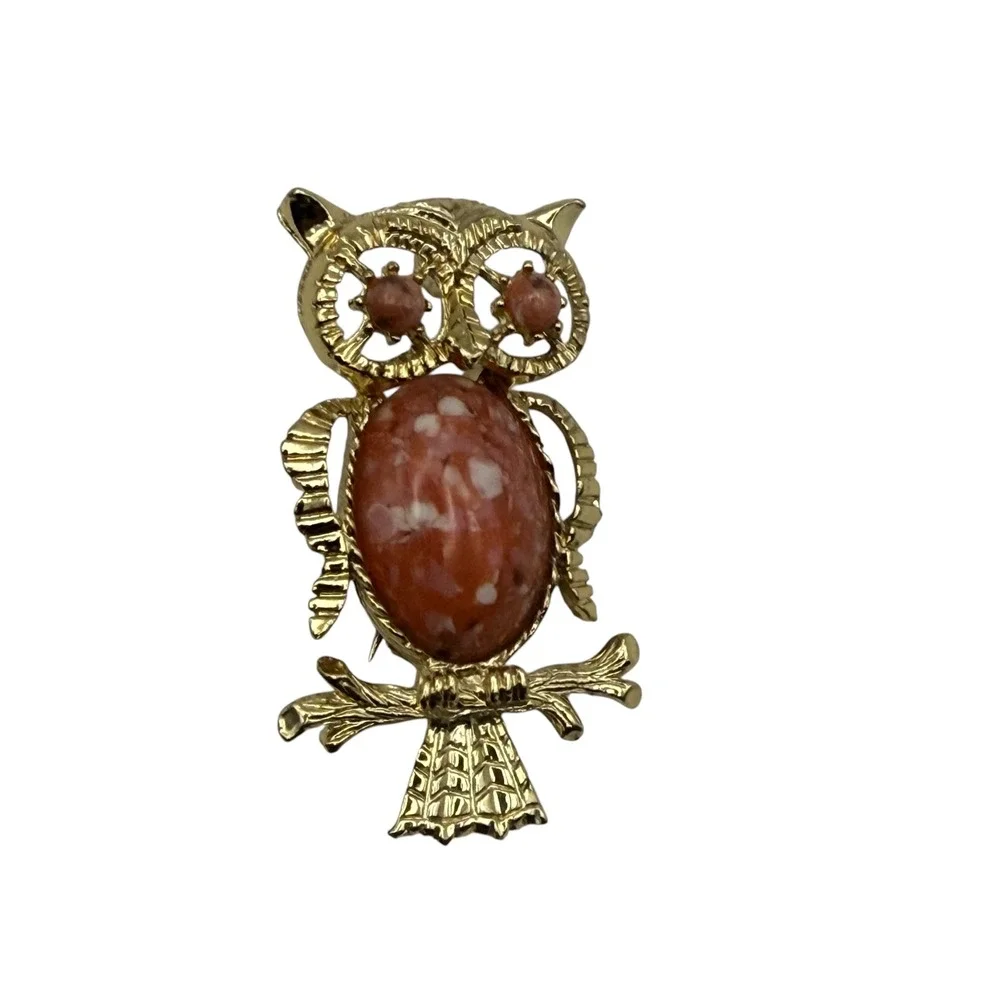 Vintage‎ Gerry's Owl Brooch Pin Gold Tone Pink Speckled Stone Bird Jewelry
